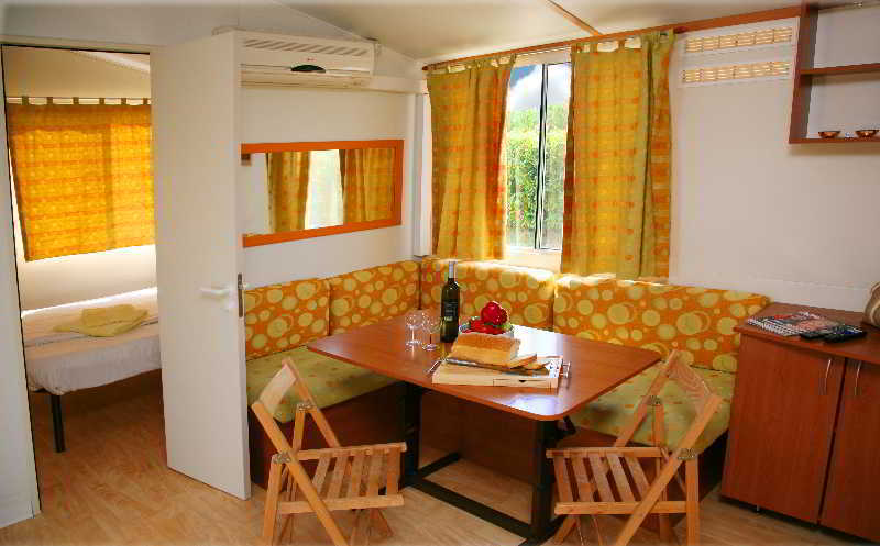 Camp Dole Zivogosce Hotel Podgora Luaran gambar